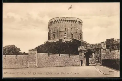 AK Windsor, Castle, St. George`s Gate and Round Tower