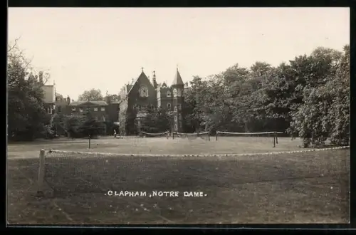 AK Clapham, Notre Dame