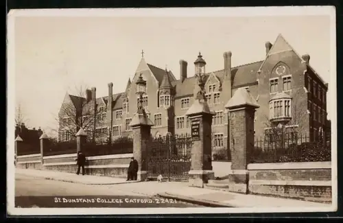 AK Catford, St. Dunstans` College