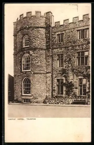 AK Taunton, Castle Hotel