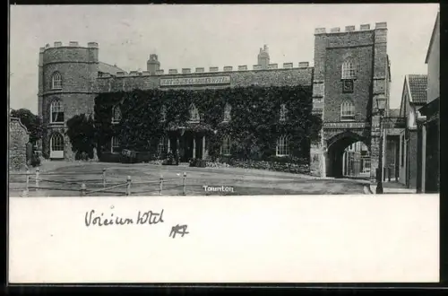 AK Taunton, Nations Clarke`s Hotel