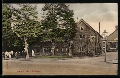 AK Minehead, The Old Priory