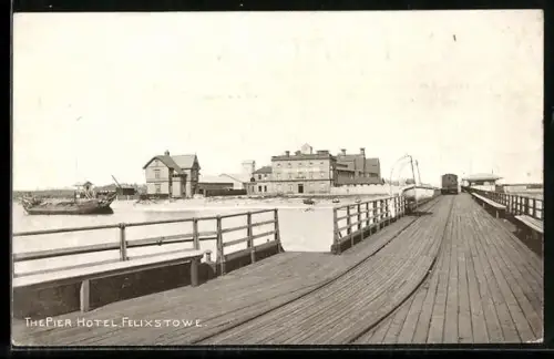 AK Felixstowe, The Pier Hotel