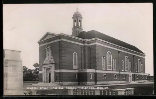 AK Holbrook /Ipswich, Chapel of the Royal Hospital School