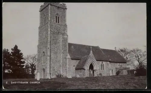 AK Shottisham, Church