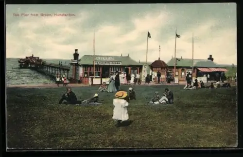 AK Hunstanton, The Pier from Green