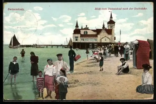 AK Swinemünde, Blick vom Damenbad nach der Seebrücke