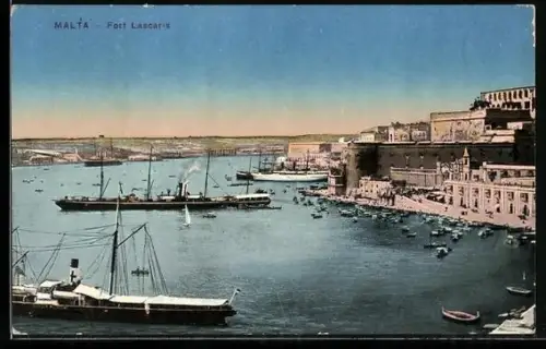 AK Fort Lascaris / Malta, Dampfer vor der Festung