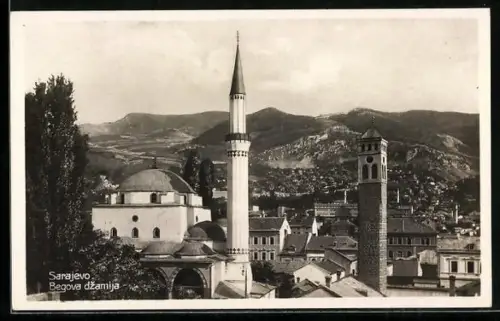 AK Sarajewo, Begova dzamija, Ortsansicht mit Moschee und Minarett, Bergpanorama