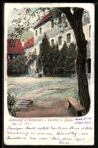 AK Bozen, Runkelstein, Hof des Schlosses Runkelstein