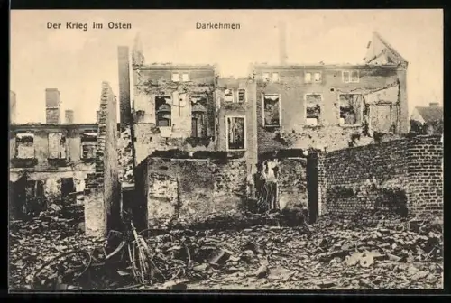 AK Darkehmen, Zerstörtes Wohnhaus, Kriegsschäden