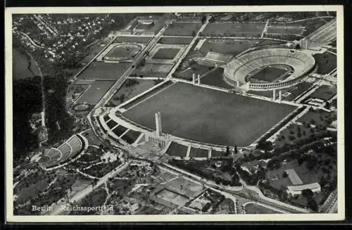 AK Berlin, Reichssportfeld aus der Vogelperspektive