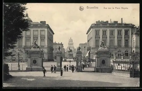 AK Bruxelles, Vue sur la place Royale