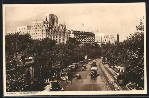 AK London, The Enbankment, Strassenbahn