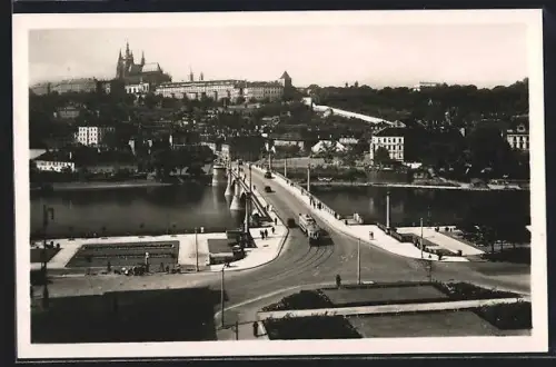 AK Prag, Mánesbrücke und Hradschin, Strassenbahn
