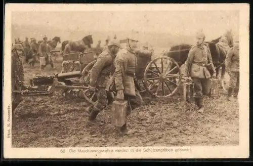 AK Maschinengewehre werden in die Schützengräben gebracht