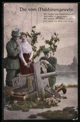 AK Zwei Soldaten mit einer Frau an einem Maschinengewehr