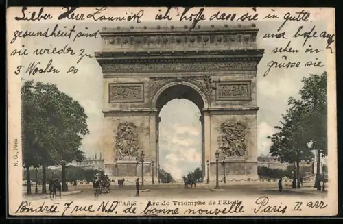 AK Paris, L`Arc de Triomphe, Triumphbogen mit Passanten und Radfahrern