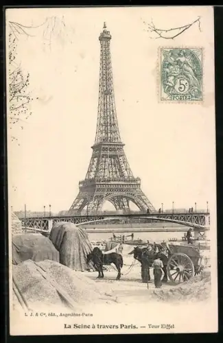 AK Paris, La Tour Eiffel et la Seine, Eiffelturm