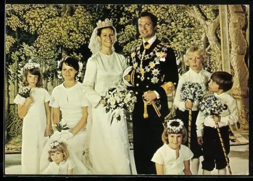 AK Kung Carl XVI Gustaf och Drottning Silvia med tärna och brudnäbbet
