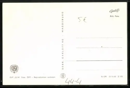 AK Der Sandmann bei einer Rutsche mit Kindern