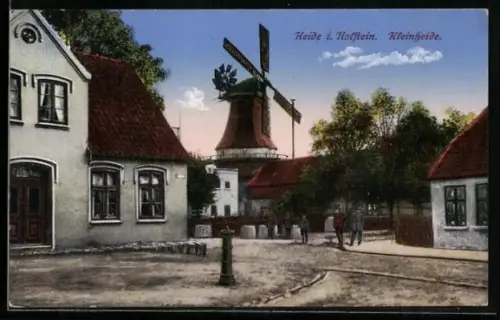 AK Heide / Holstein, Kleinheide mit Windmühle und Kindern
