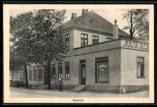 AK Bassum, Partie am Artz Hotel, Inh. A. Hornburg in der Bahnhofstrasse 2
