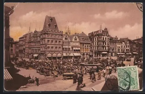 AK Trier, Hauptmarkt mit Marktgeschehen und historischen Gebäuden