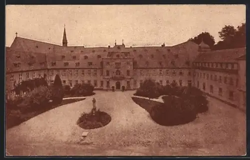 AK Marienstatt, Innenhof mit Grünanlage