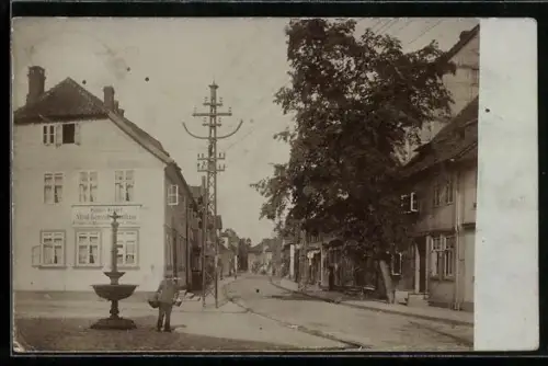 Foto-AK Bargteheide, Strassenpartie mit Getreidehandlung Friedrich Schorler