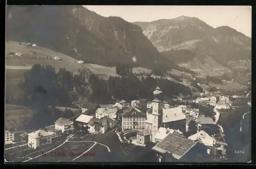 AK St. Ulrich /Grödnertal, Teilansicht mit Kirche
