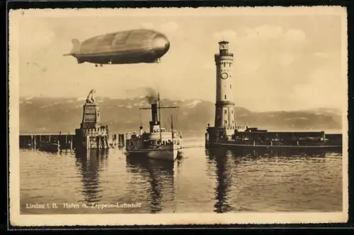 AK Lindau, Zeppelin-Luftschiff bei der Hafeneinfahrt, Dampfer, Leuchtturm