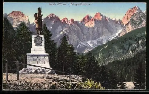 AK Tarvis, Kriegerdenkmal vor Bergpanorama