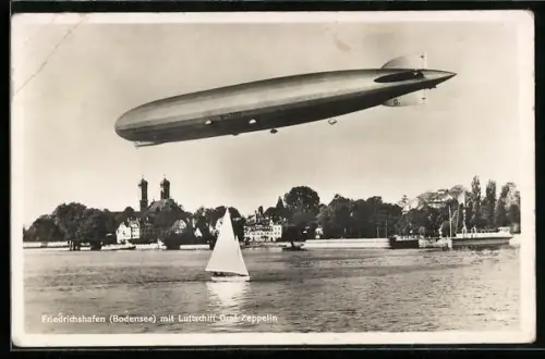 AK Friedrichshafen, Zeppelin über dem Bodensee