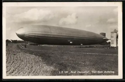 AK Luftschiff LZ 127 Graf Zeppelin vor dem Aufstieg