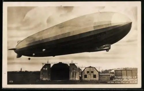 AK Friedrichshafen a. B., Luftsschiff Graf Zeppelin vor dem ersten Start 1928