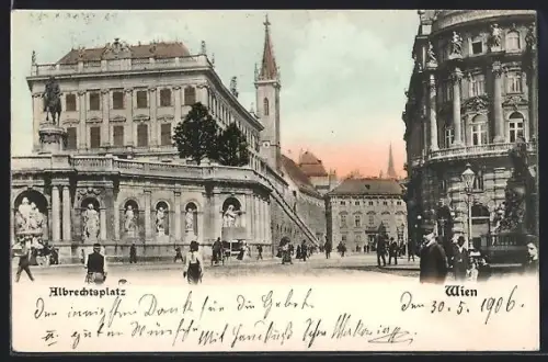 AK Wien, Albrechtsplatz, Platzansicht mit grossen Gebäuden und Passanten