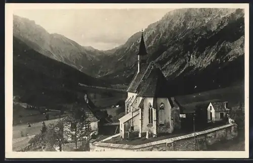 AK Seewiesen, Kirche mit Bergen