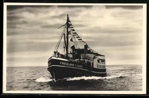 AK Wangerooge, MS. Schiff Friesland in Bugansicht, Passagierschiff