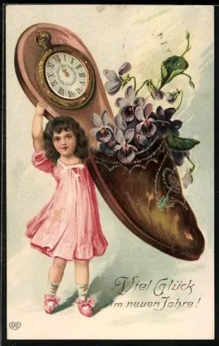 AK Mädchen hält einen Schuh mit Uhr und Blumen in die Höhe, Viel Glück im neuen Jahr!