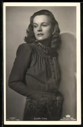 AK Schauspielerin Edith Oss mit offenen Haaren