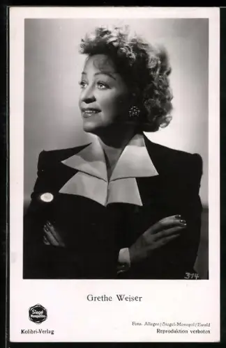 AK Schauspielerin Grethe Weiser mit Ohrringen