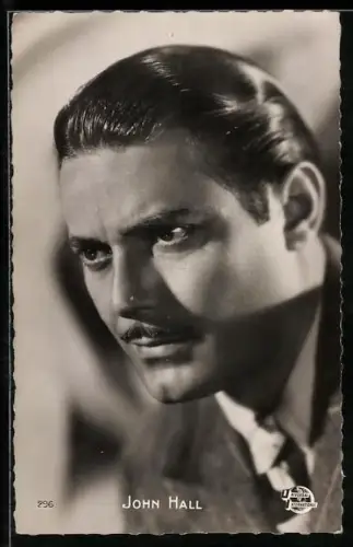 AK Schauspieler John Hall mit Schnauzer und Pomadefrisur