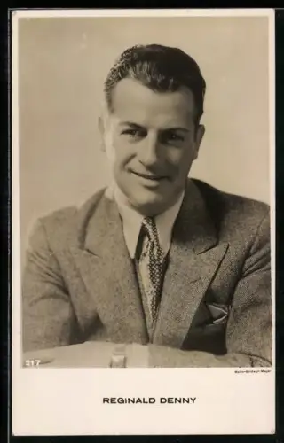 AK Schauspieler Reginald Denny im Anzug porträtiert