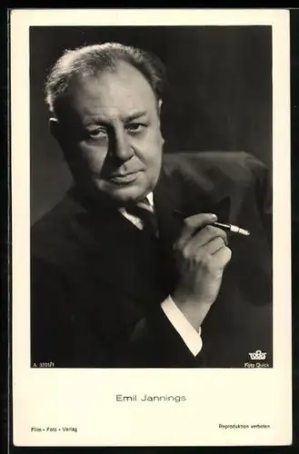AK Schauspieler Emil Jannings mit zurückgekämmtem Haar