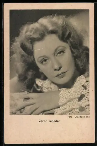 AK Schauspielerin Zarah Leander, mit bestickter Bluse