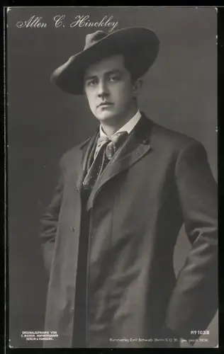 AK Schauspieler Allen C. Hinckley in Mantel und Hut