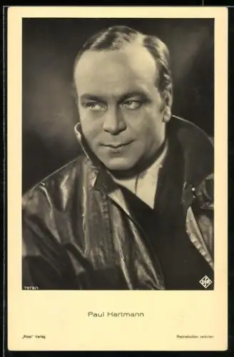 AK Schauspieler Paul Hartmann in Mantel posierend
