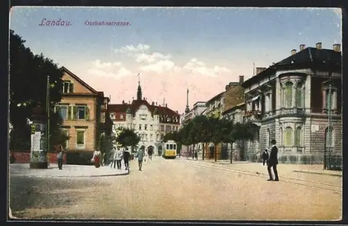 AK Landau, Ostbahnstrasse mit Strassenbahn
