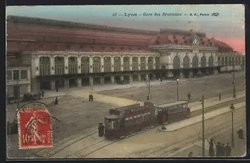 AK Lyon, Gare des Brotteaux, Bahnhof mit Strassenbahn